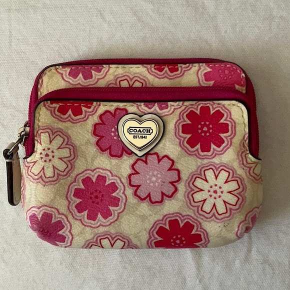 Coach Waverly Pink Floral Small Wallet - Picture 1 of 9